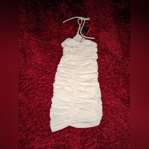 13. NWT SIMON MILLER SLINKY RIBBED RUCHED HALTER DRESS - Picture 6 of 8